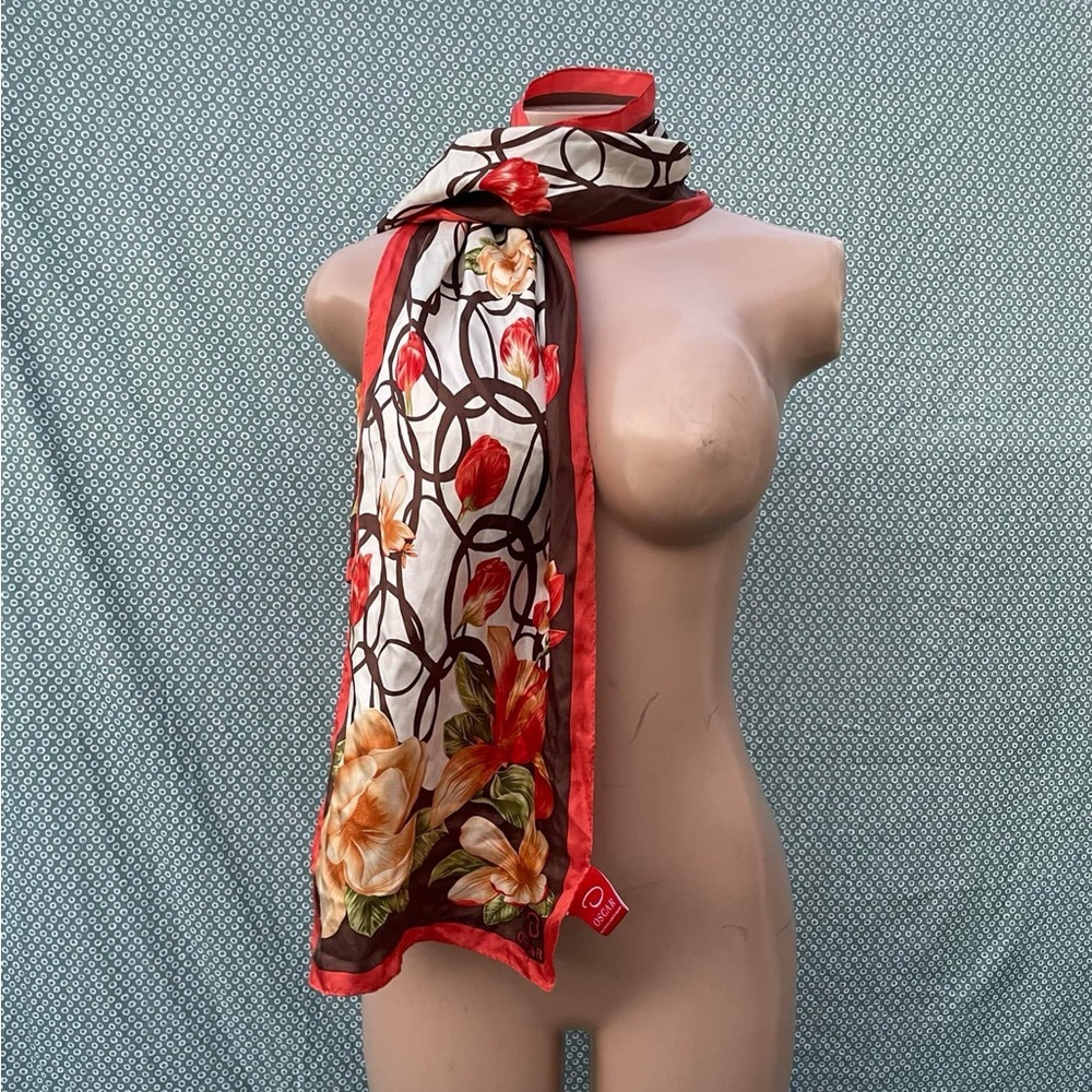Oscar de la renta scarve